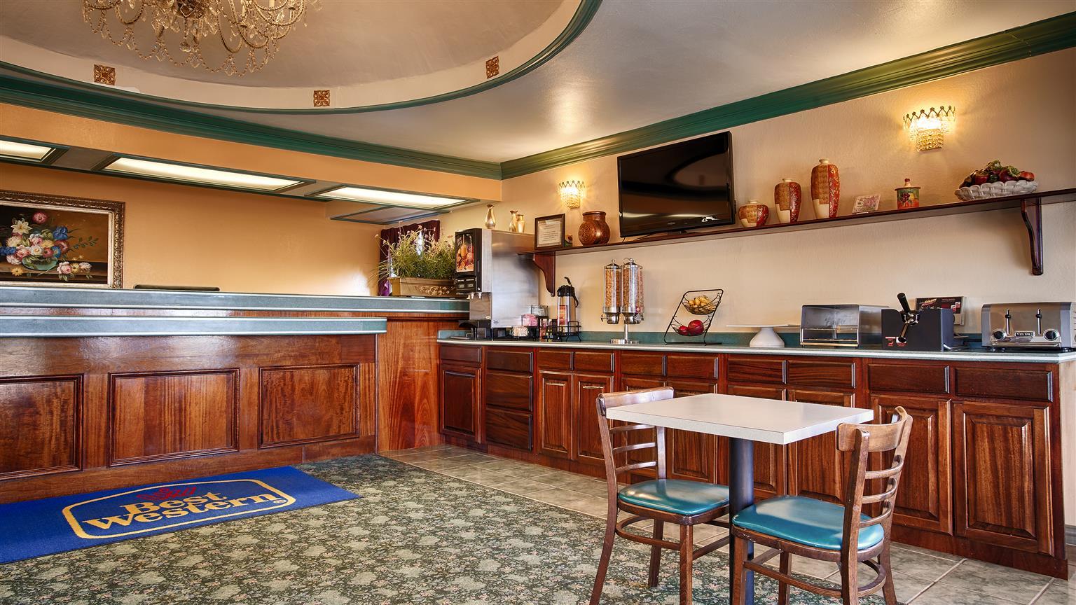 Best Western Coleman Inn エクステリア 写真