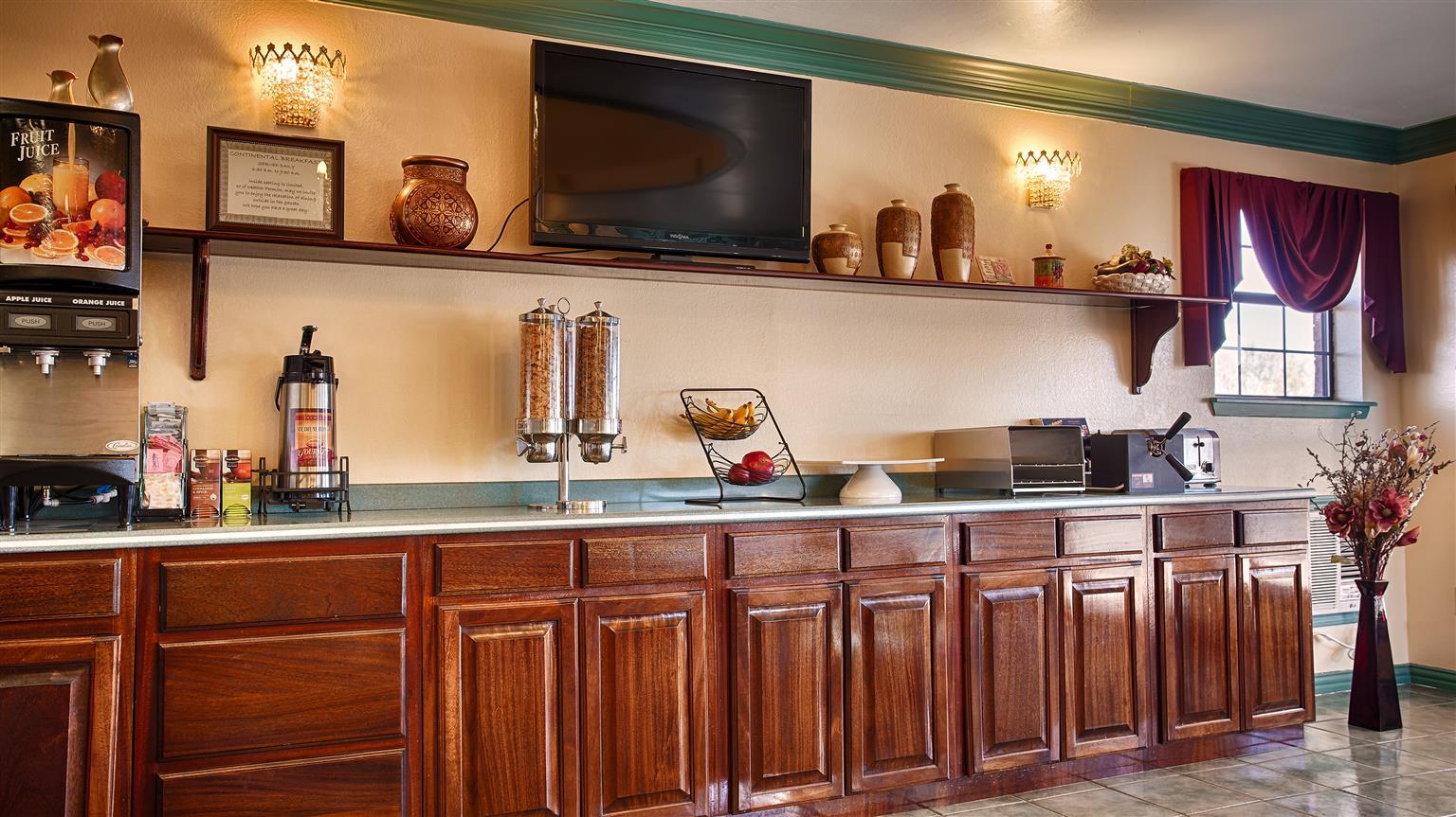 Best Western Coleman Inn エクステリア 写真